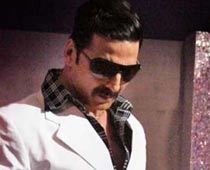 I am exploring Akshay's dark side in OUATIM 2: Milan Luthria